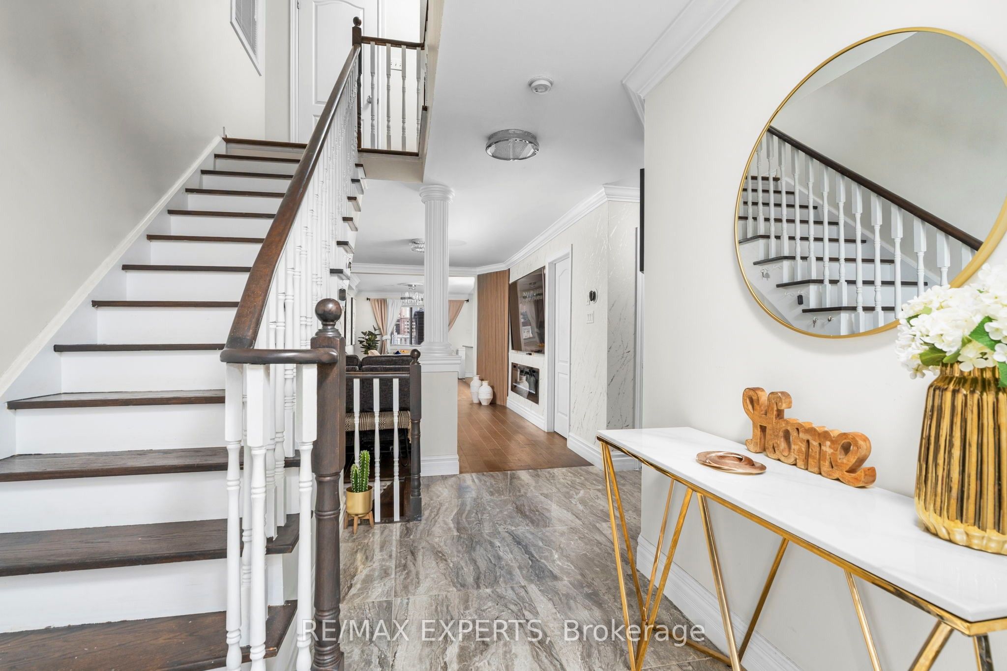 173 ROSANNA Crescent