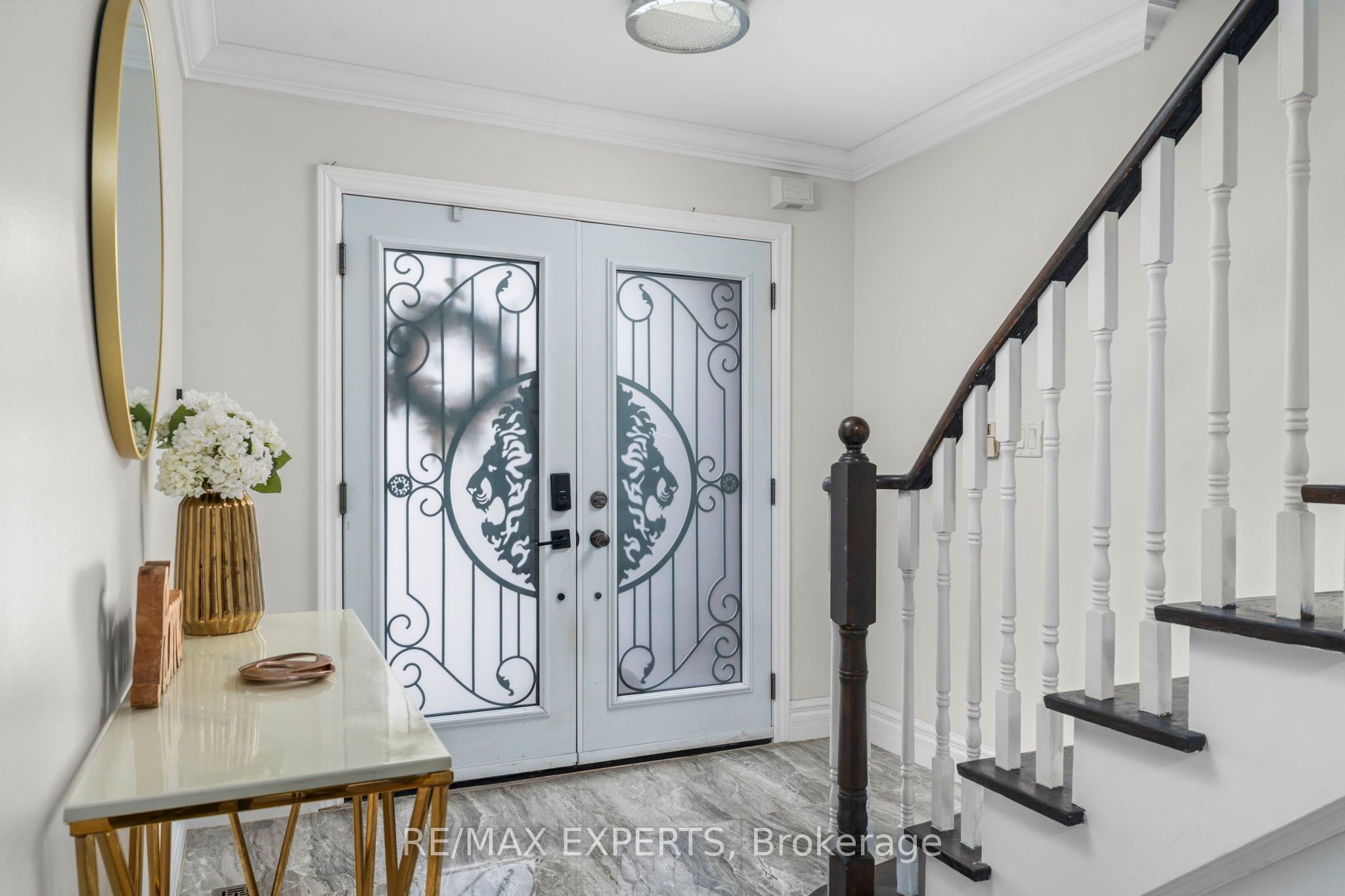 173 ROSANNA Crescent