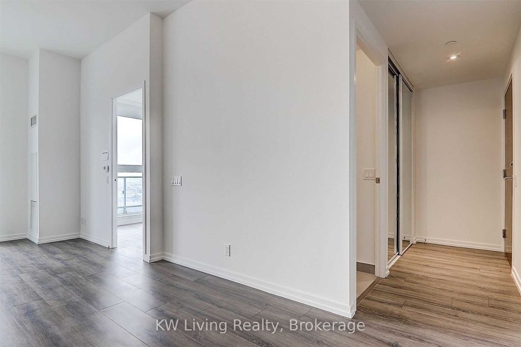 Photo of 1000 Portage Parkway #1801, Vaughan, ON L4K 0L1 (MLS # N12751308)