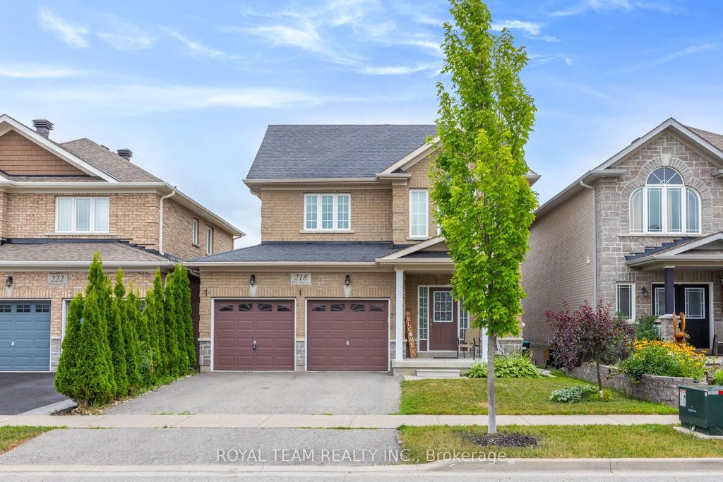 Photo of 218 Richardson Crescent, Bradford West Gwillimbury, ON L3Z 0R6 (MLS # N13075164)