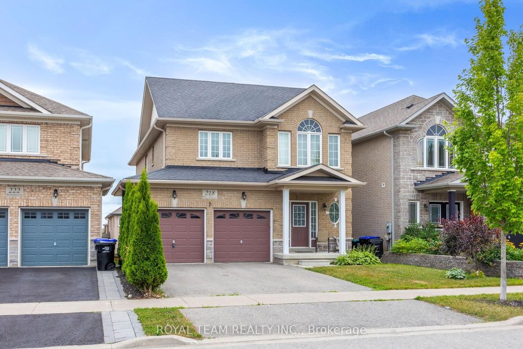 Photo of 218 Richardson Crescent, Bradford West Gwillimbury, ON L3Z 0R6 (MLS # N13075164)