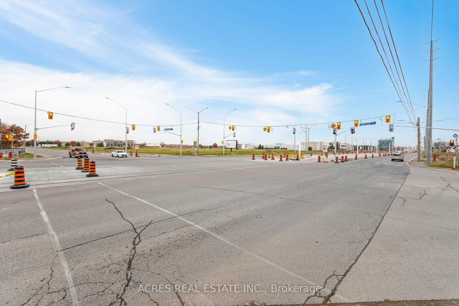 70 Superior Boulevard