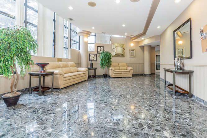 25 Trailwood Drive 902