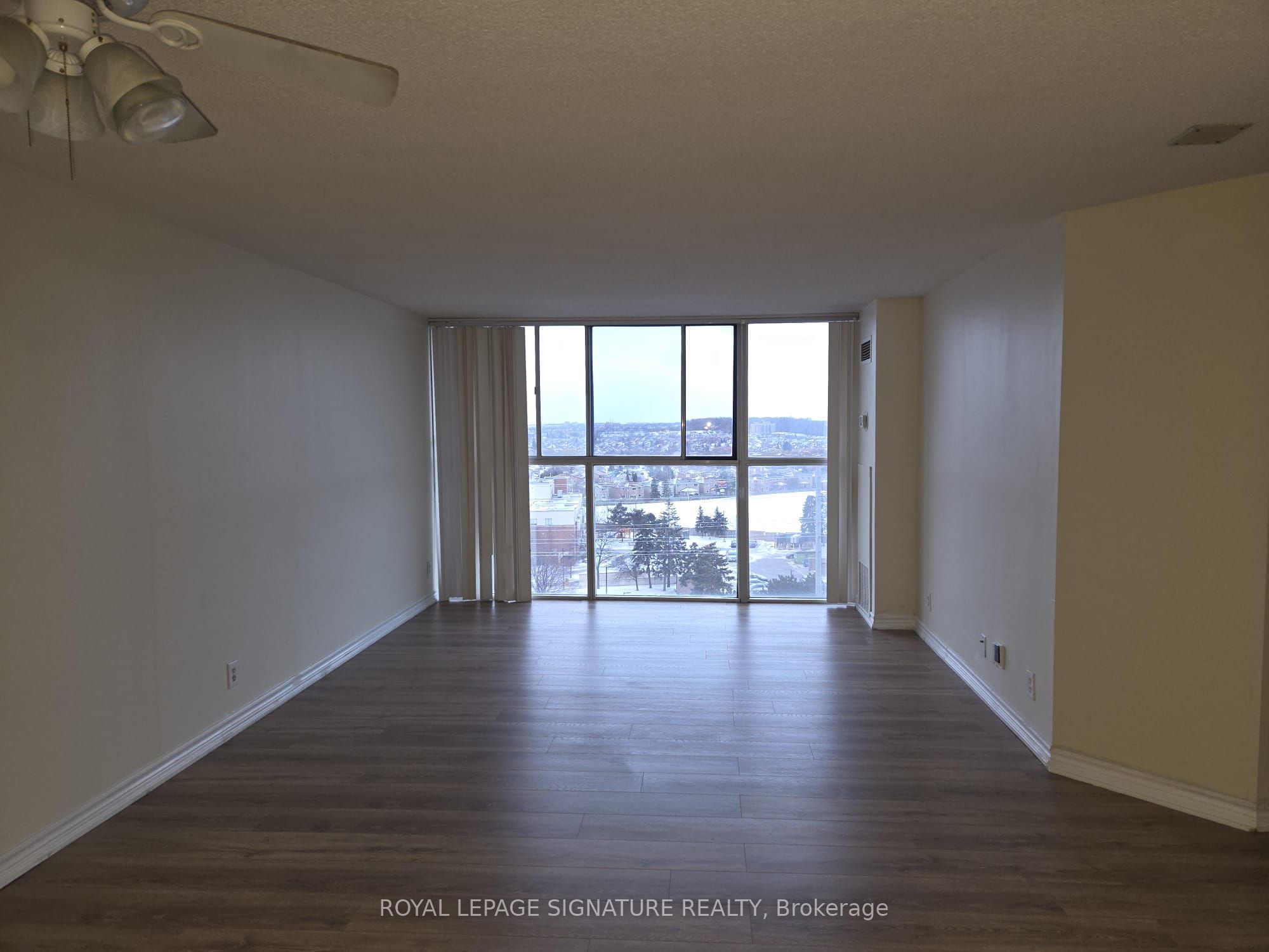 25 Trailwood Drive 902