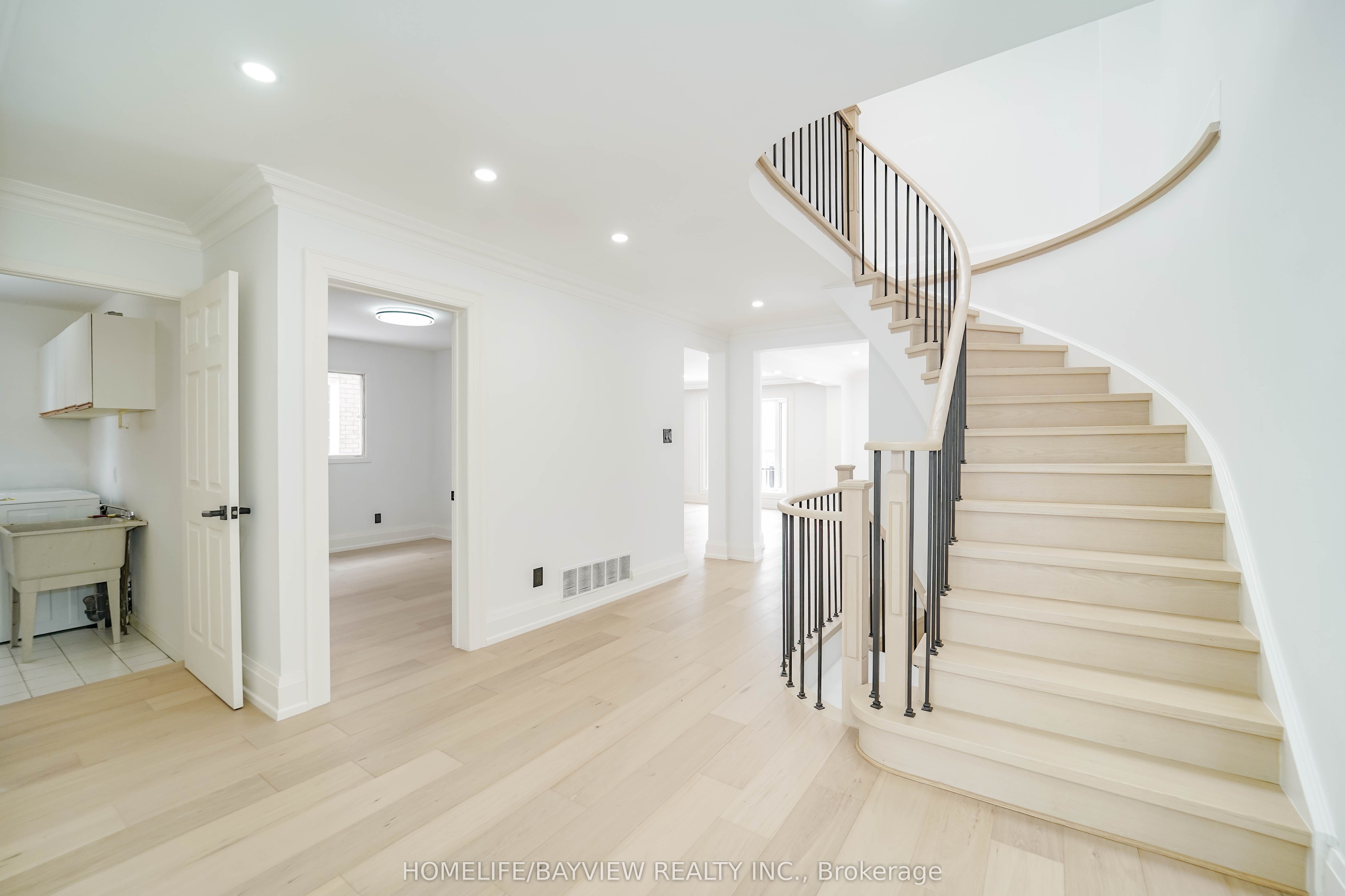 39 Shaftsbury Avenue