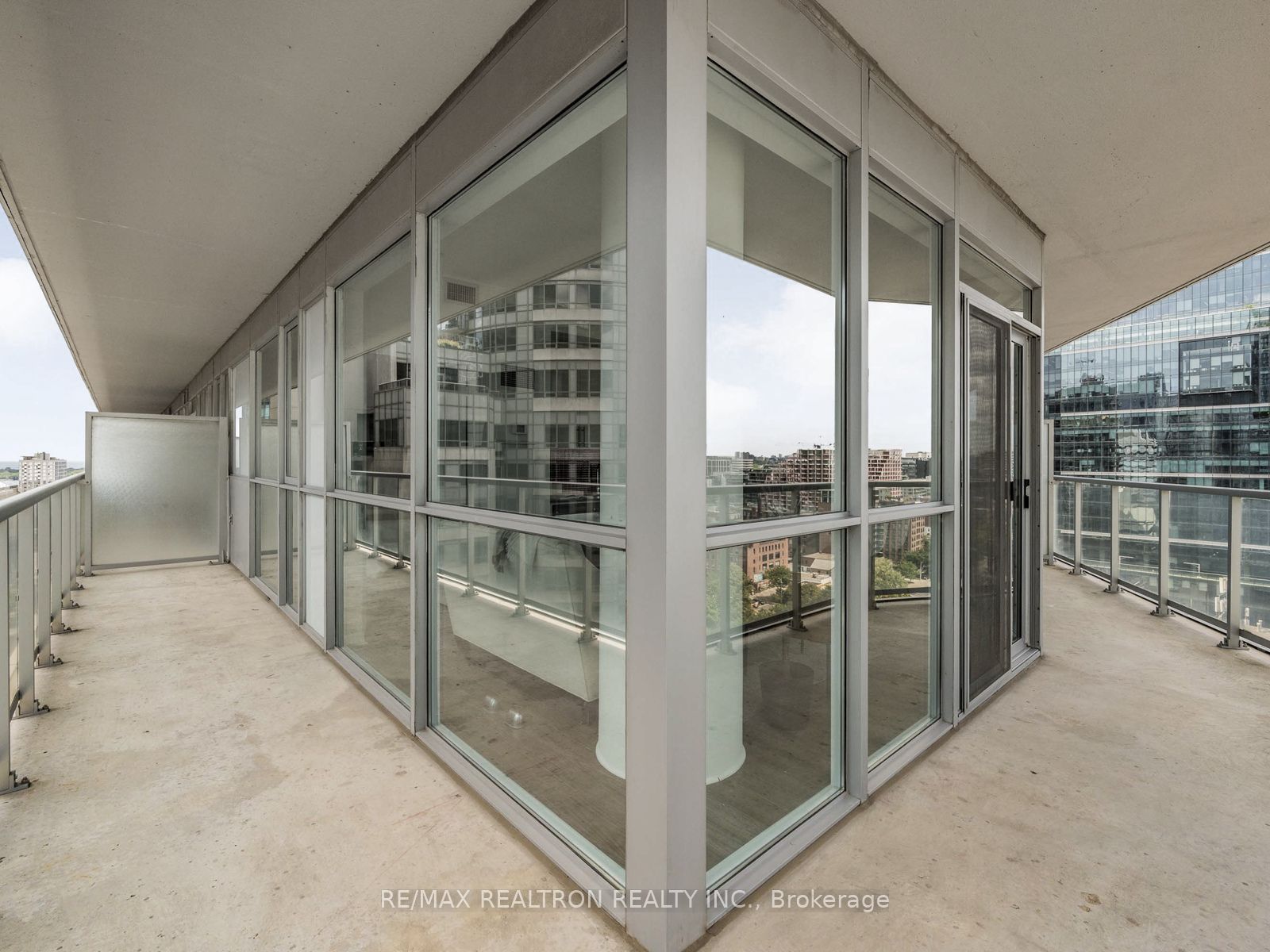 352 Front Street W 1816