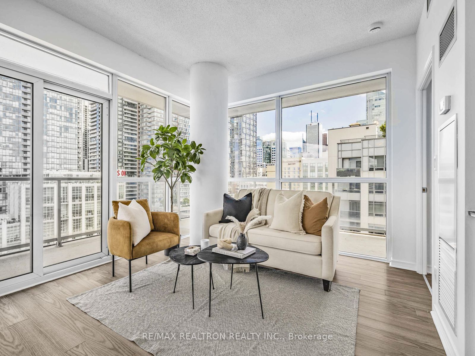 352 Front Street W 1816