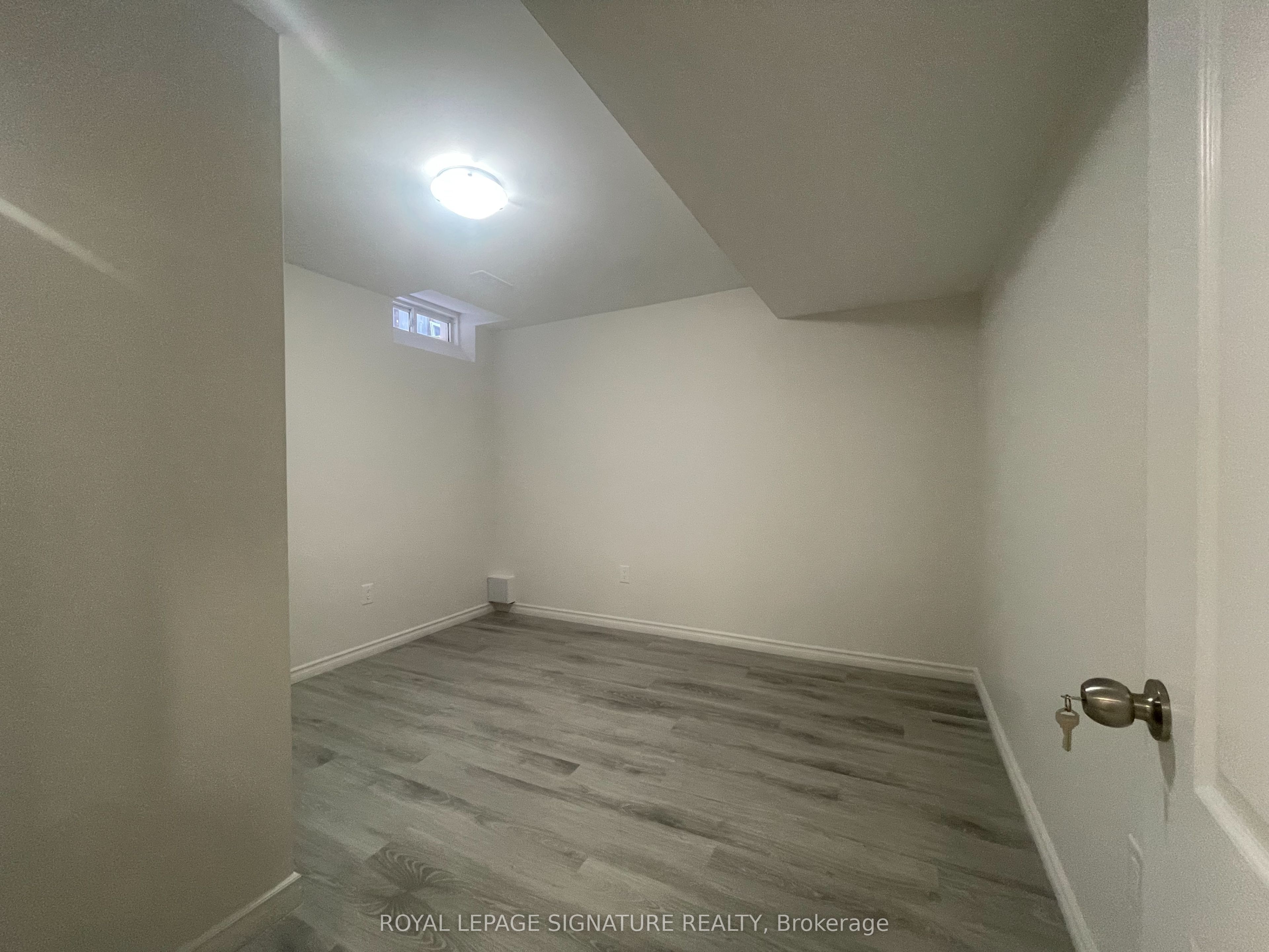 99 Convoy Crescent Bsmt