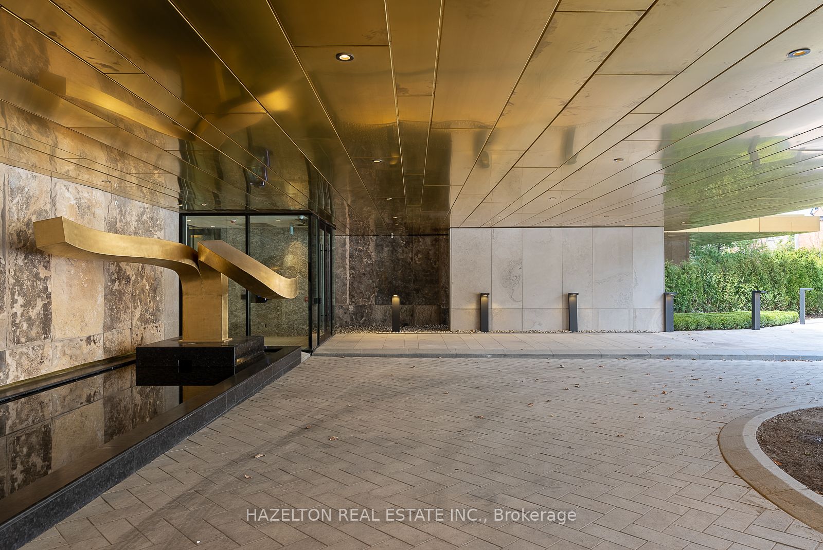 7 Dale Avenue 304
