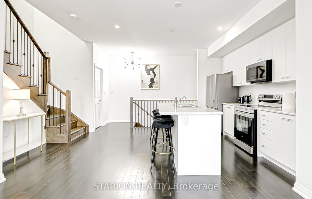 Photo of 29 Granville Crescent, Haldimand, ON N3W 0J5 (MLS # X13044734)