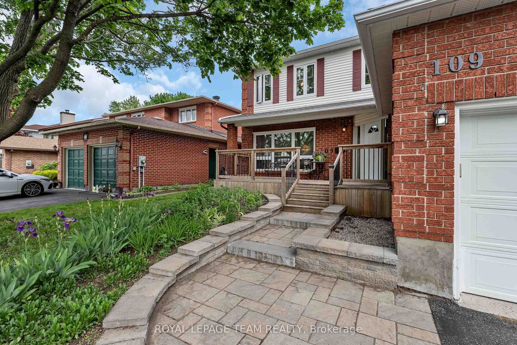 Photo of 109 Belleview Drive, Kanata, ON K2L 3H2 (MLS # X13218102)