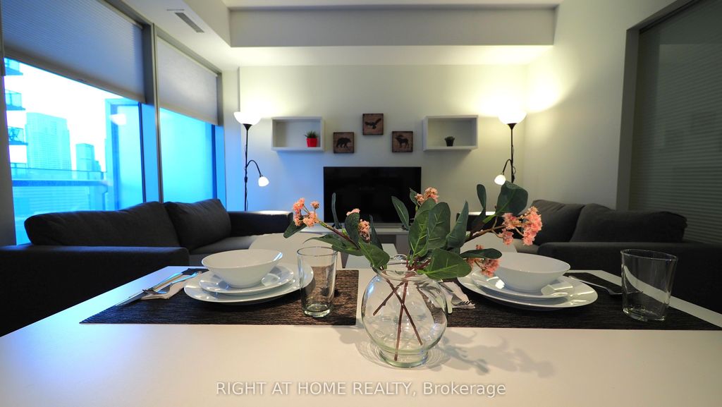 Photo of 12 York Street #1905, Toronto, ON M5J 0A9 (MLS # C12397982)