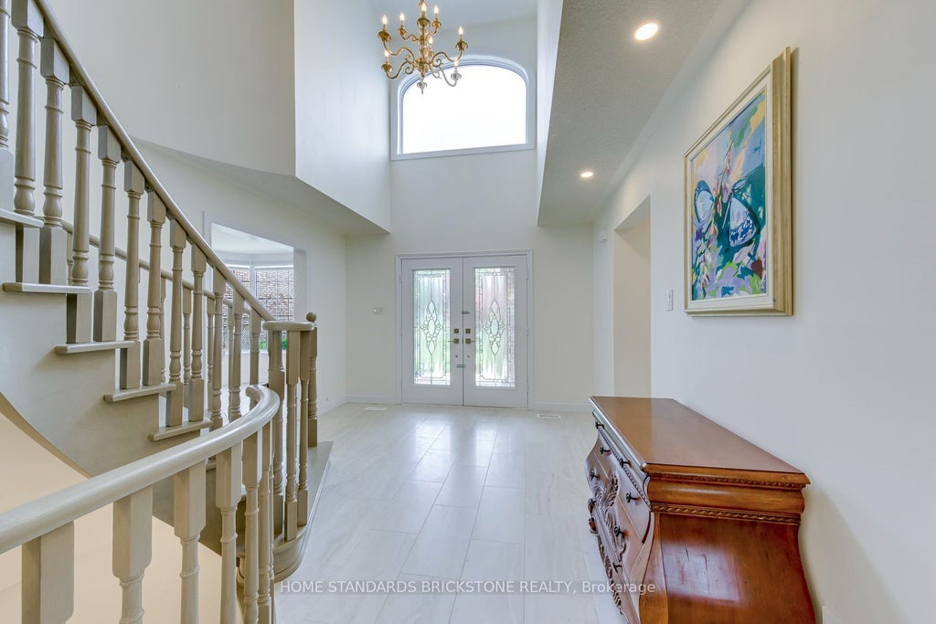 Photo of 15 Samuel Crescent, Halton Hills, ON L7G 5J2 (MLS # W13591482)