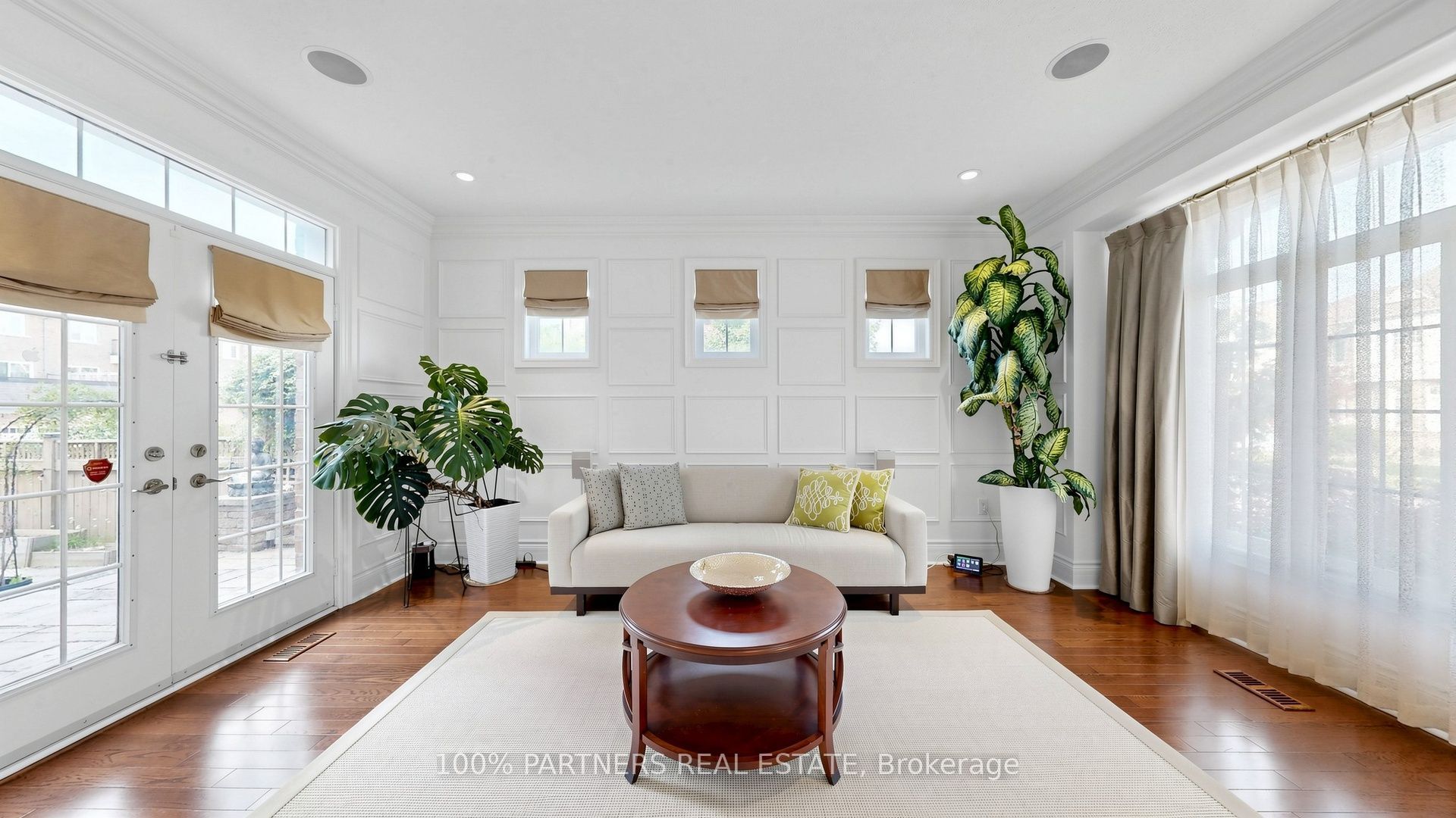 33 Earnshaw Drive