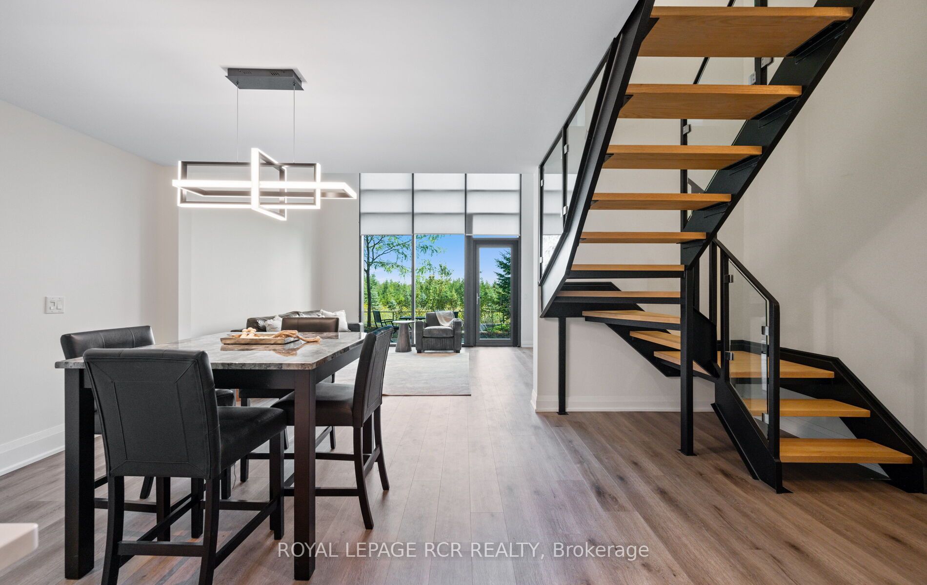 65 Yorkland Boulevard 107