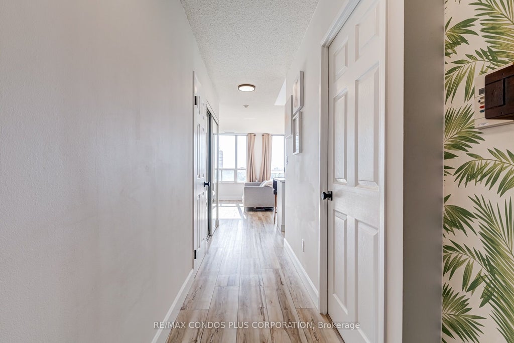 Photo of 43 Eglinton Avenue E #1901, Toronto, ON M4P 1A5 (MLS # C13720856)