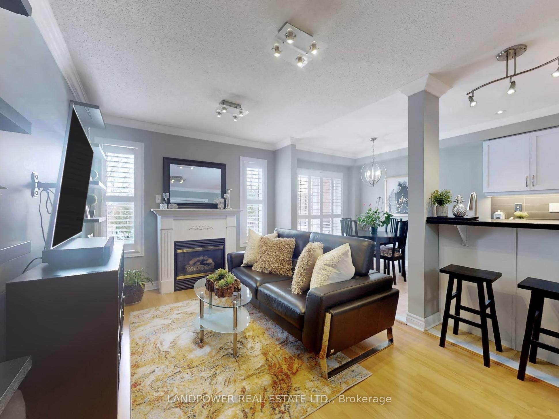 47 Village Vista Way