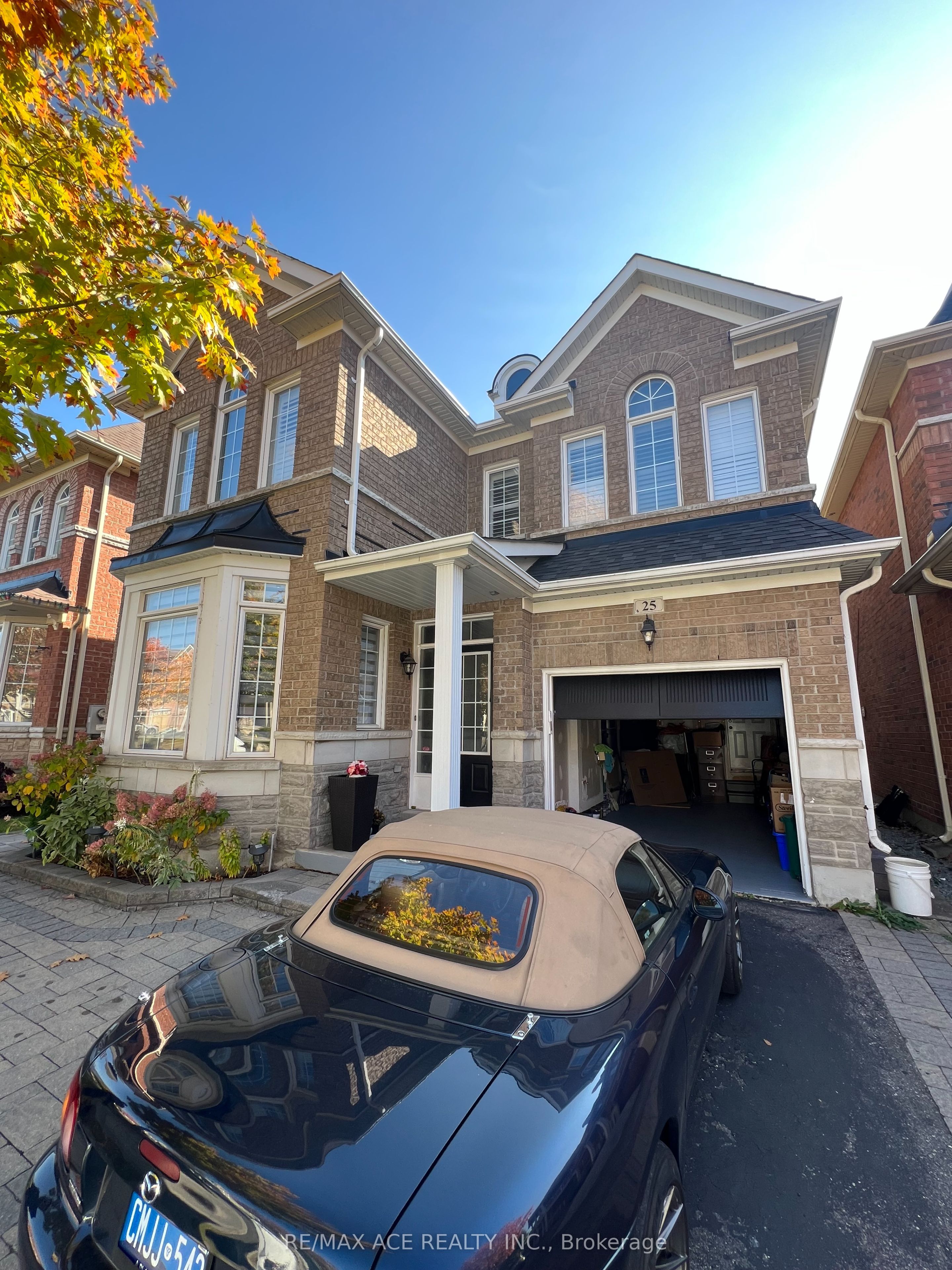 25 Hislop Drive Bsmt