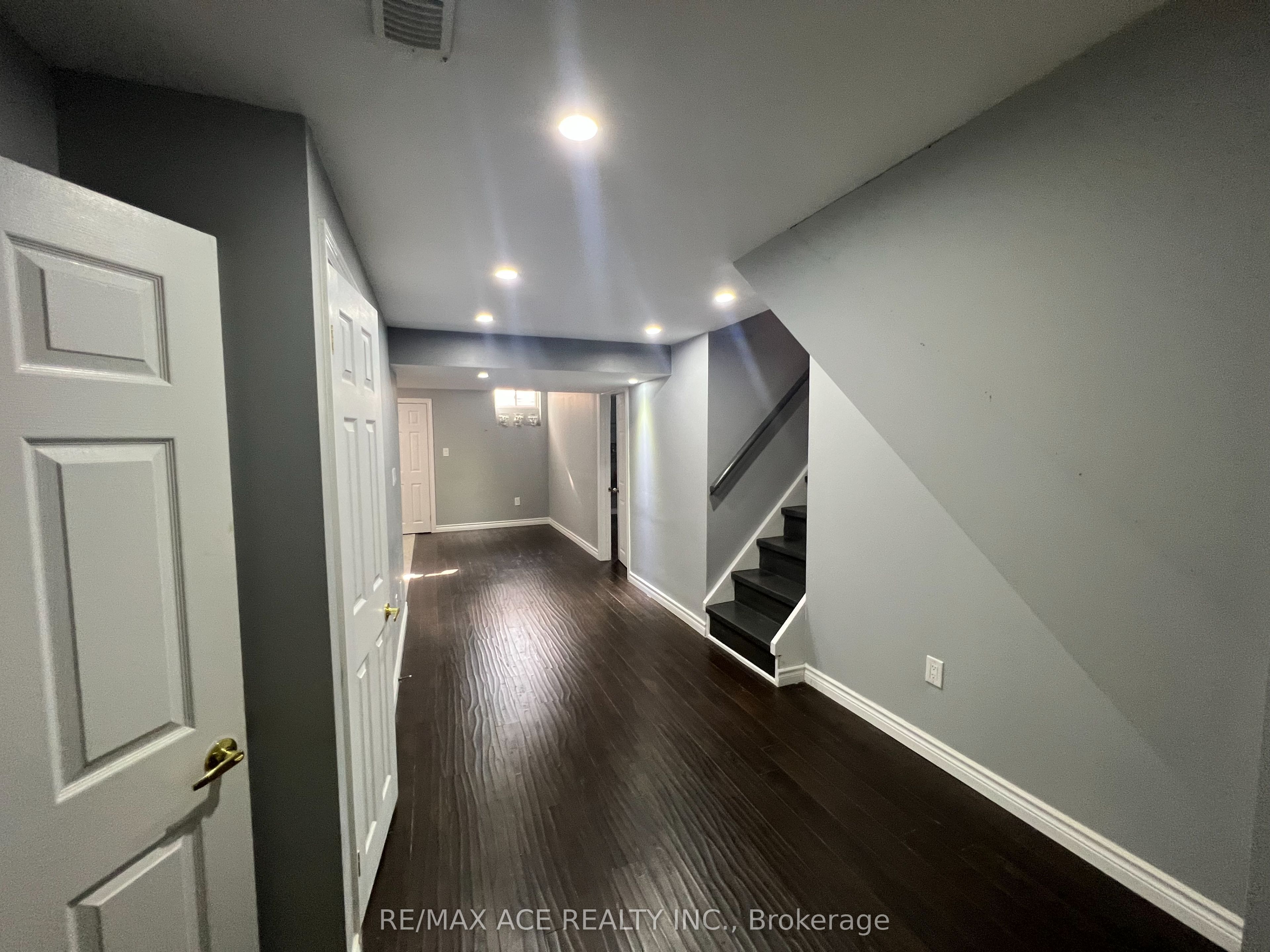 25 Hislop Drive Bsmt