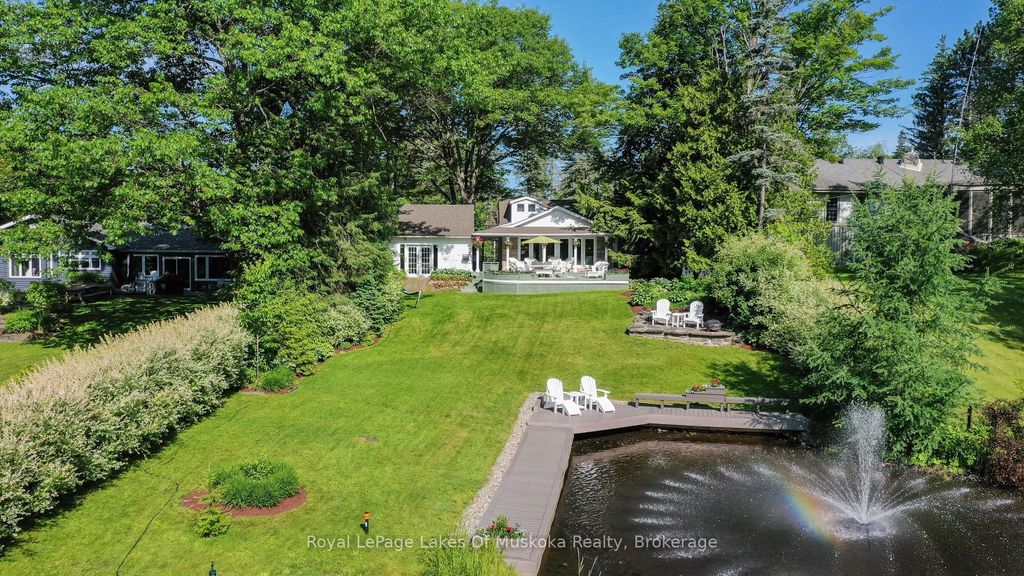 Photo of 9 Mountview Avenue, Huntsville, ON P1H 1G8 (MLS # X12587442)