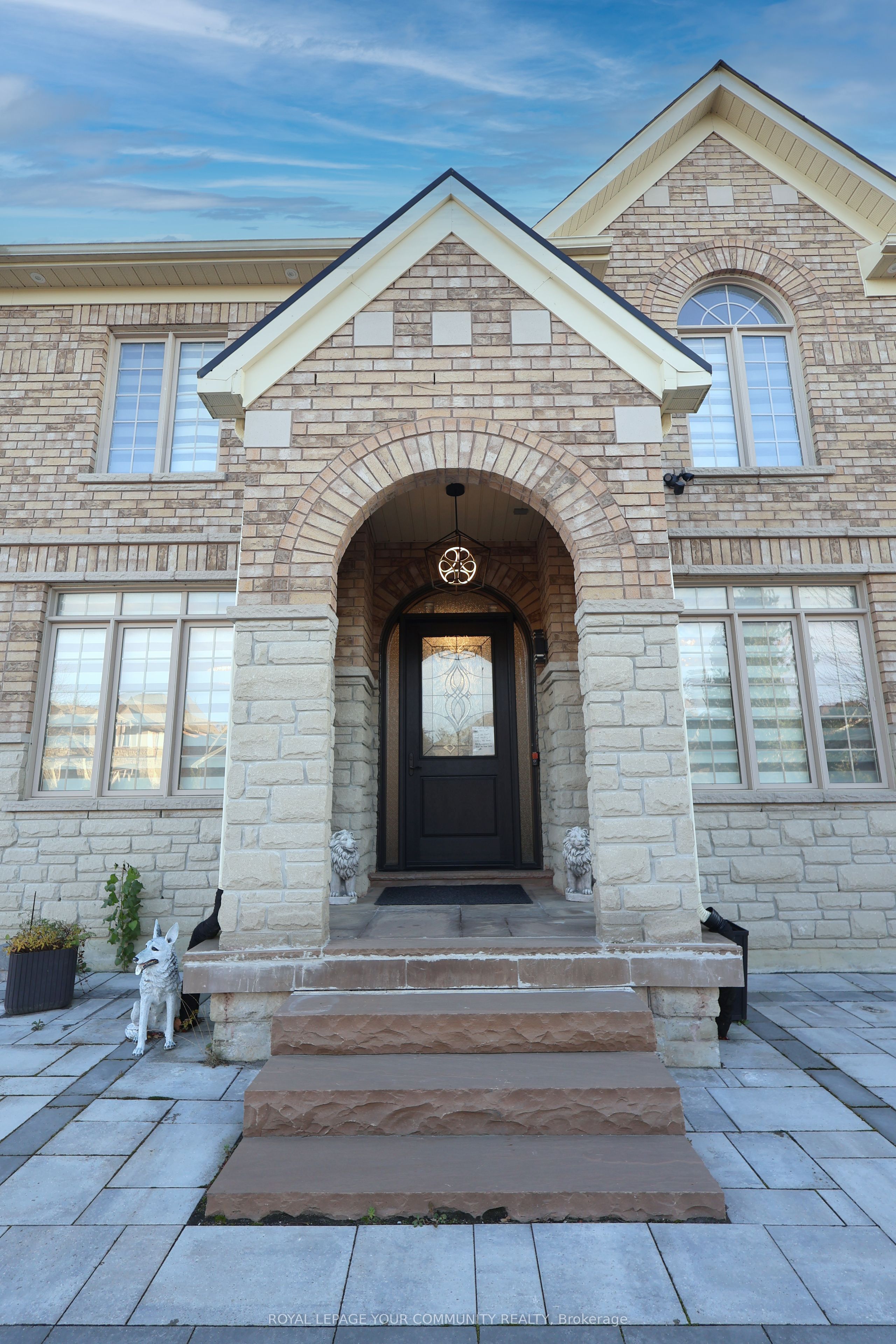 1069 Nellie Little Crescent