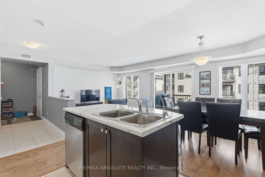 Photo of 135 Bluestone Private #6, Orleans - Cumberland and Area, ON K4A 0X7 (MLS # X13076940)