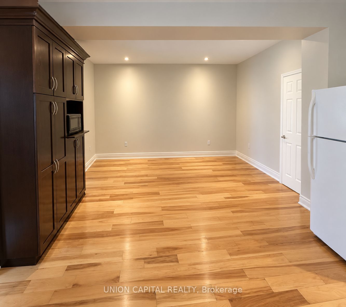 84 Runnymede Road Main