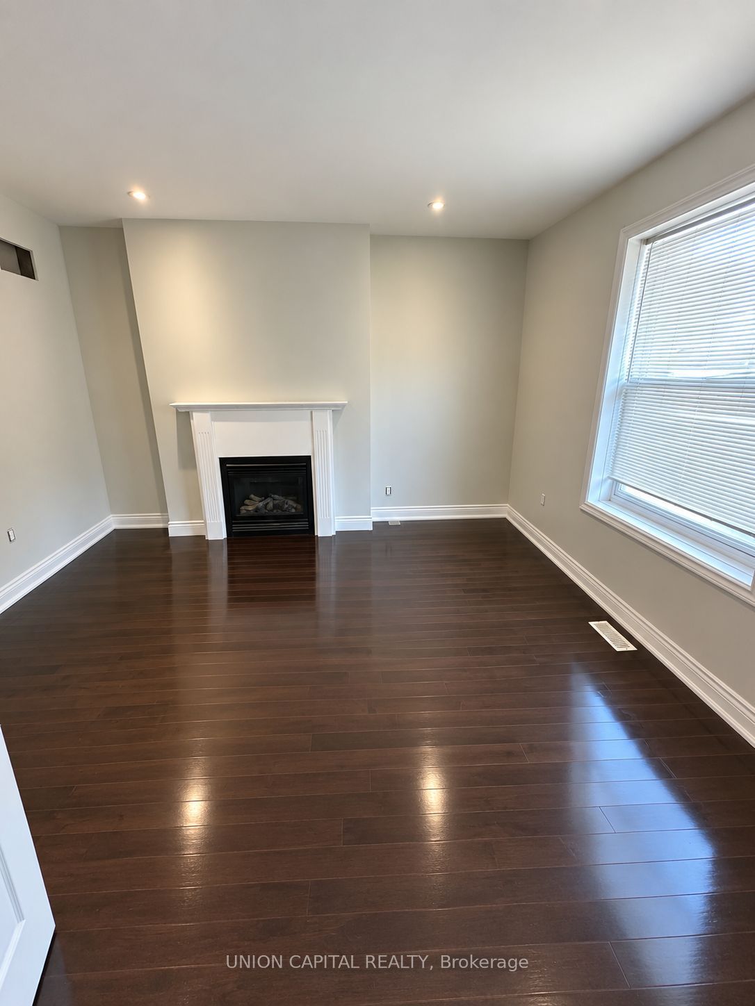 84 Runnymede Road Main