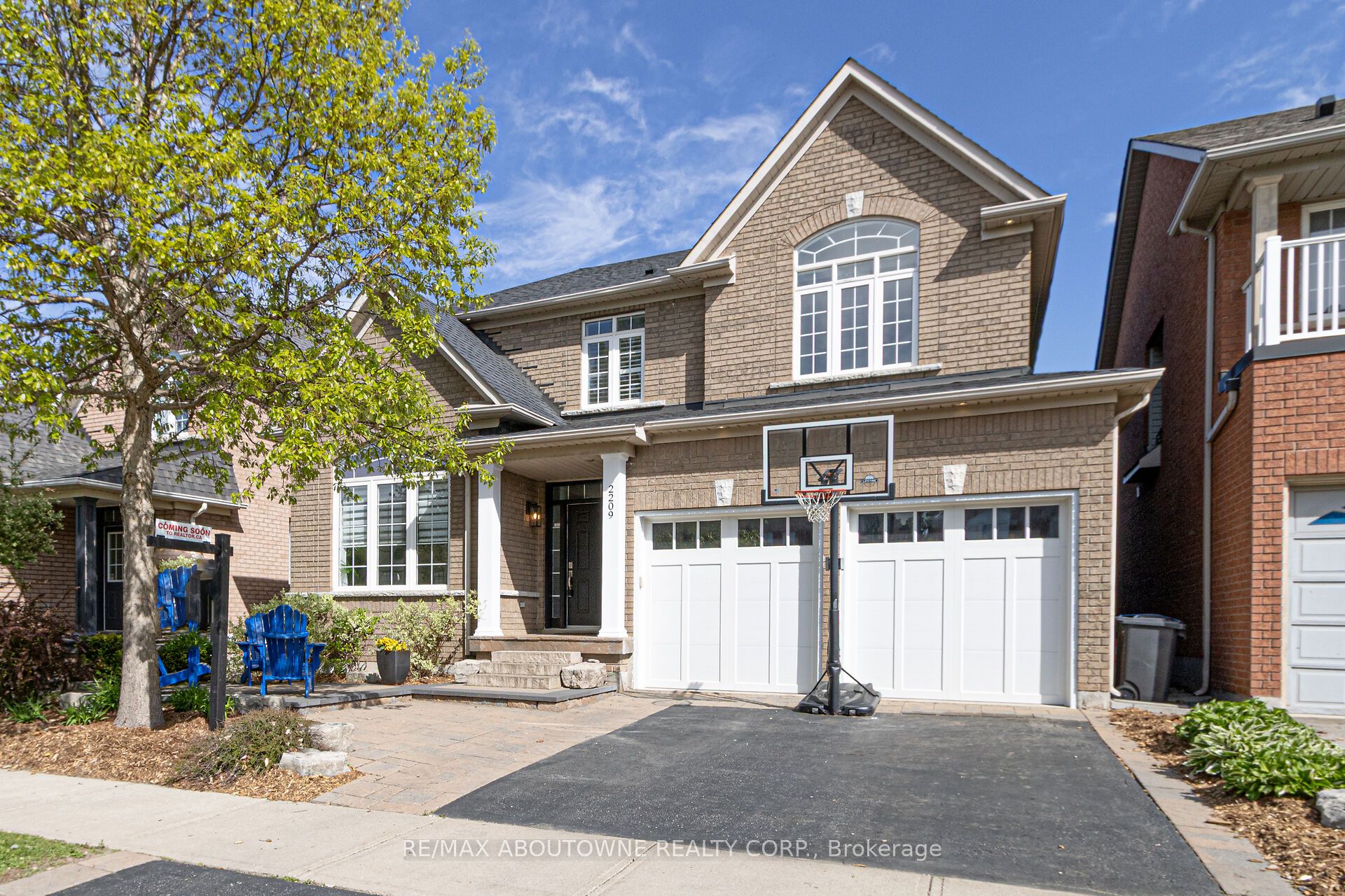 2209 Falling Green Drive