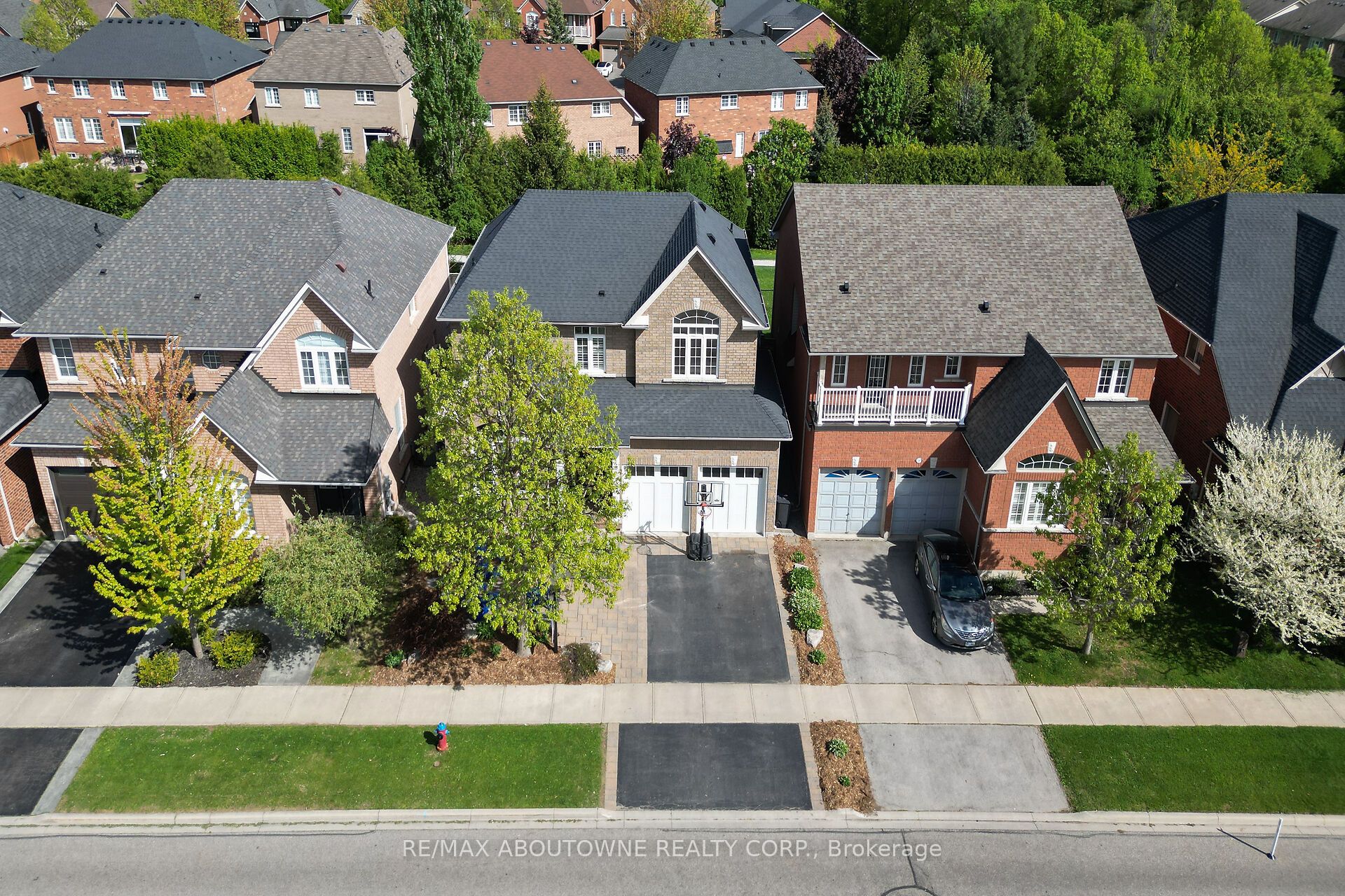 2209 Falling Green Drive