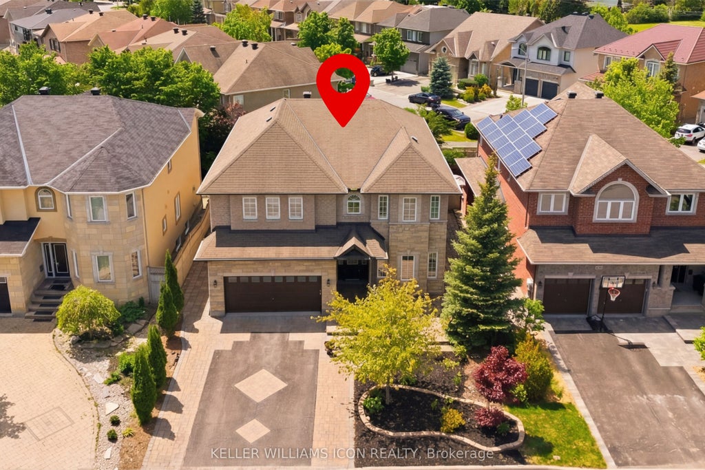 Photo of 246 Madhu Crescent, Mooneys Bay - Carleton Heights and Area, ON K2C 4J3 (MLS # X14083604)