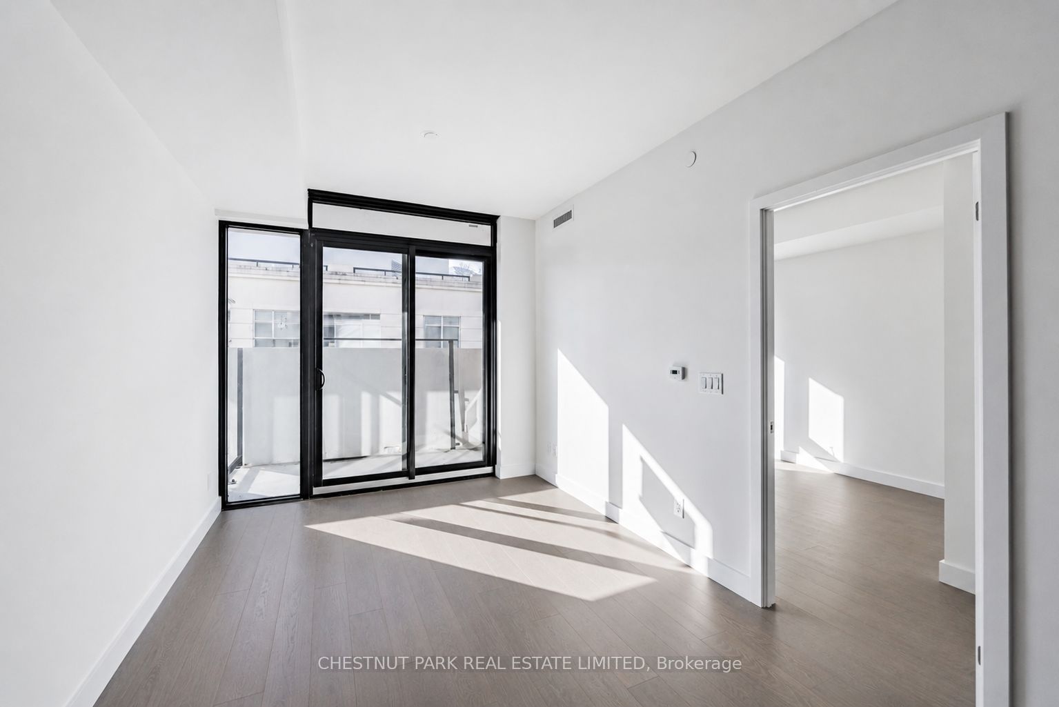 160 Kingsway Crescent 703