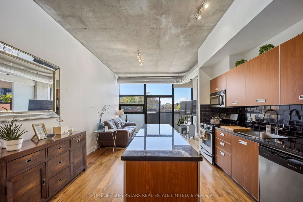 Photo of 60 Bathurst Street #303, Toronto, ON M5V 2P4 (MLS # C12954038)