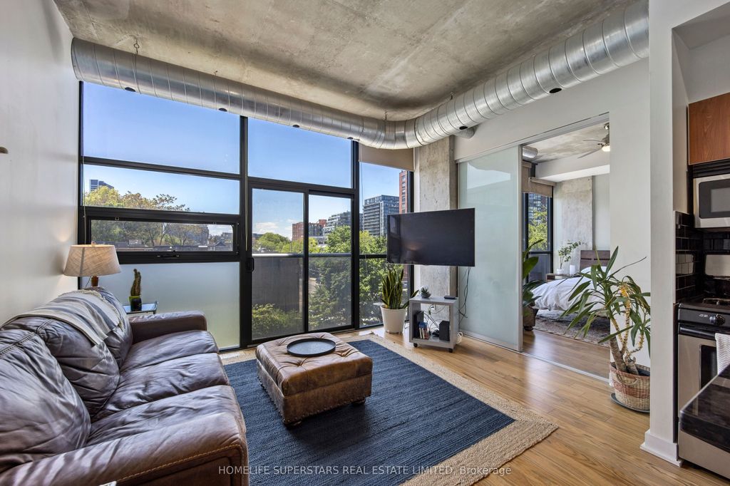 Photo of 60 Bathurst Street #303, Toronto, ON M5V 2P4 (MLS # C12954038)