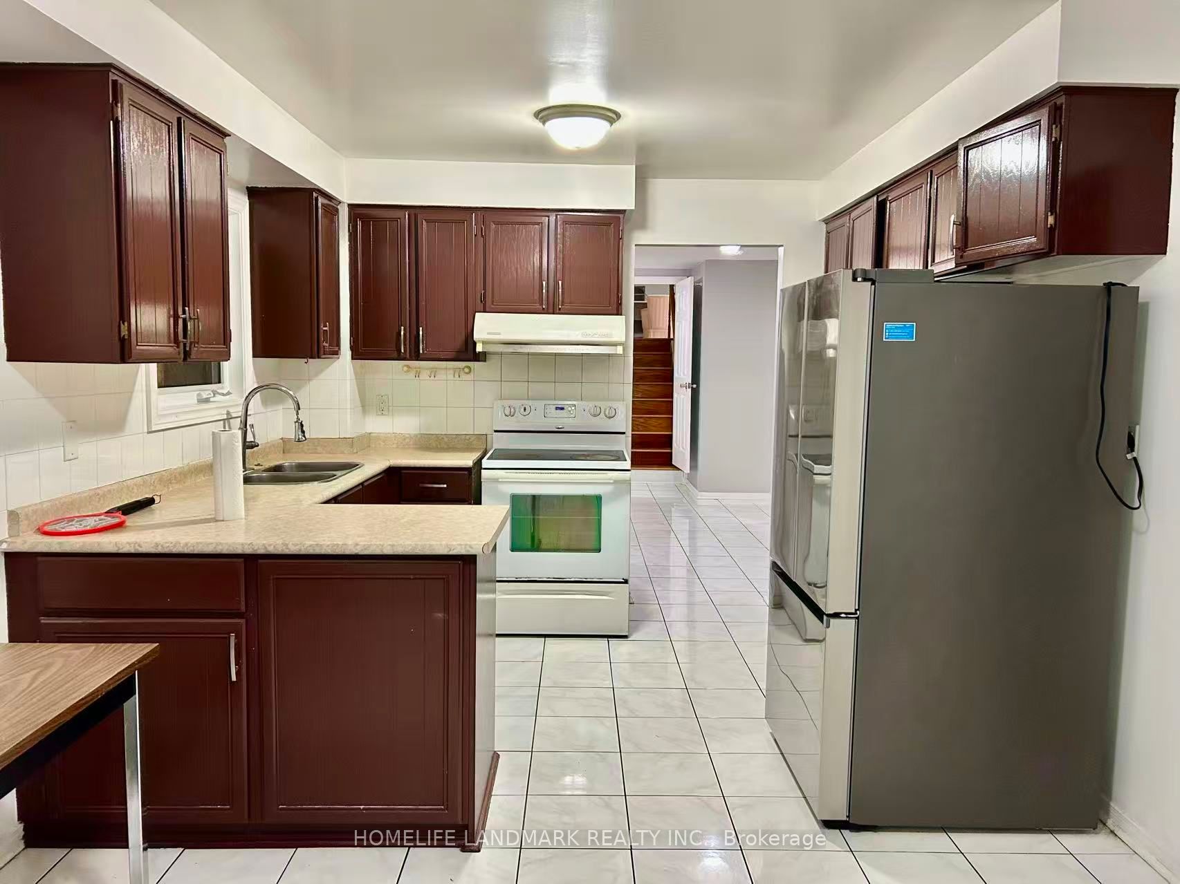 5235 Astwell Avenue Upper