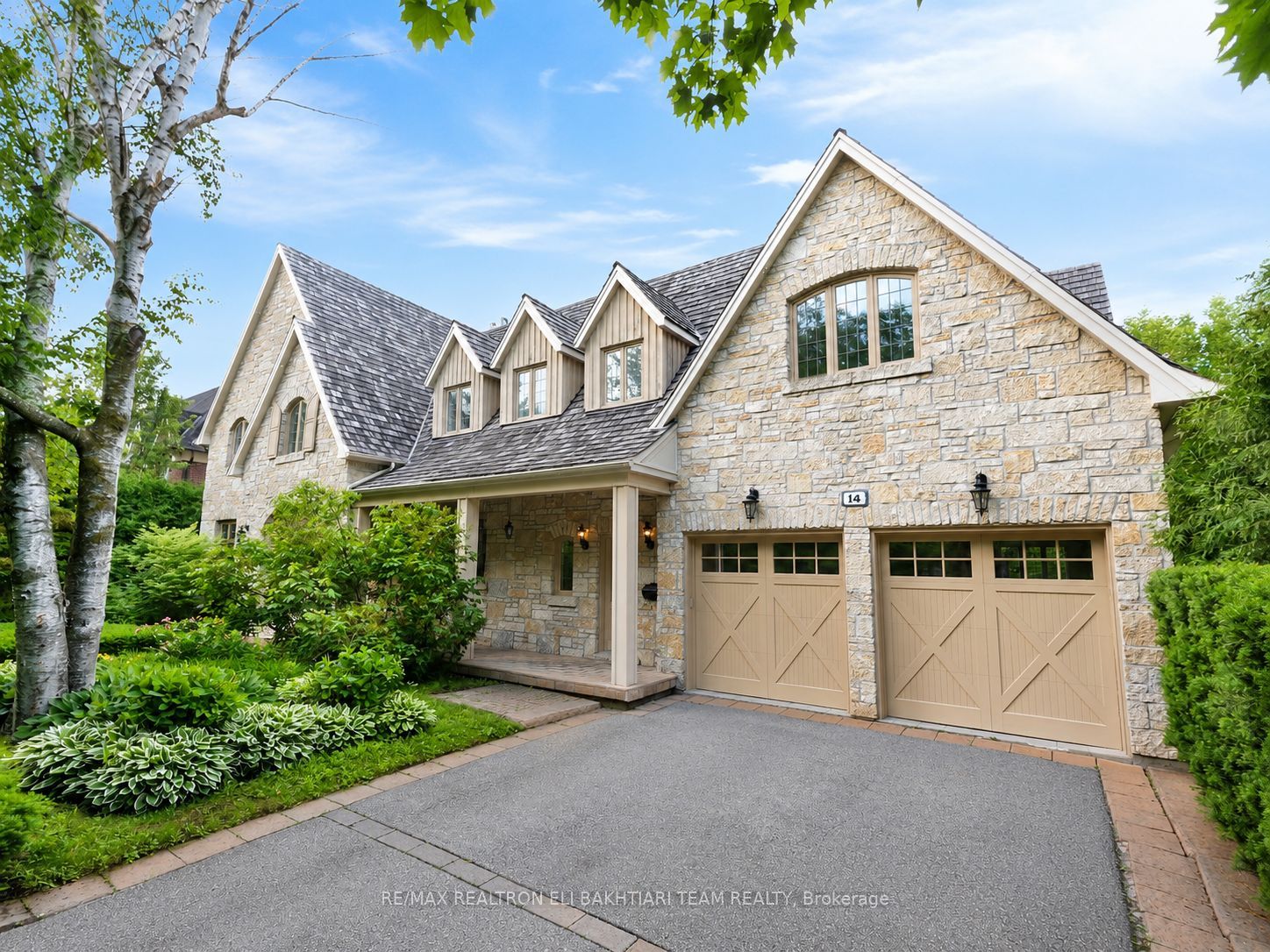14 St Margarets Drive