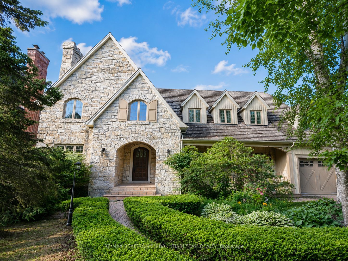 14 St Margarets Drive
