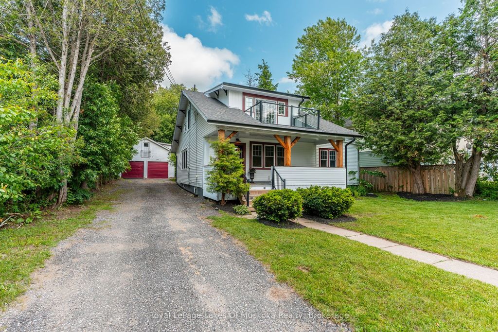 Photo of 8 North Road, Lake of Bays, ON P0B 1A0 (MLS # X12420975)