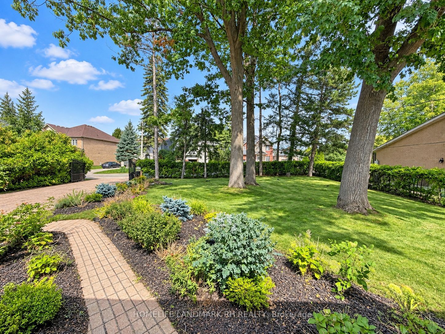 91 Riveredge Drive