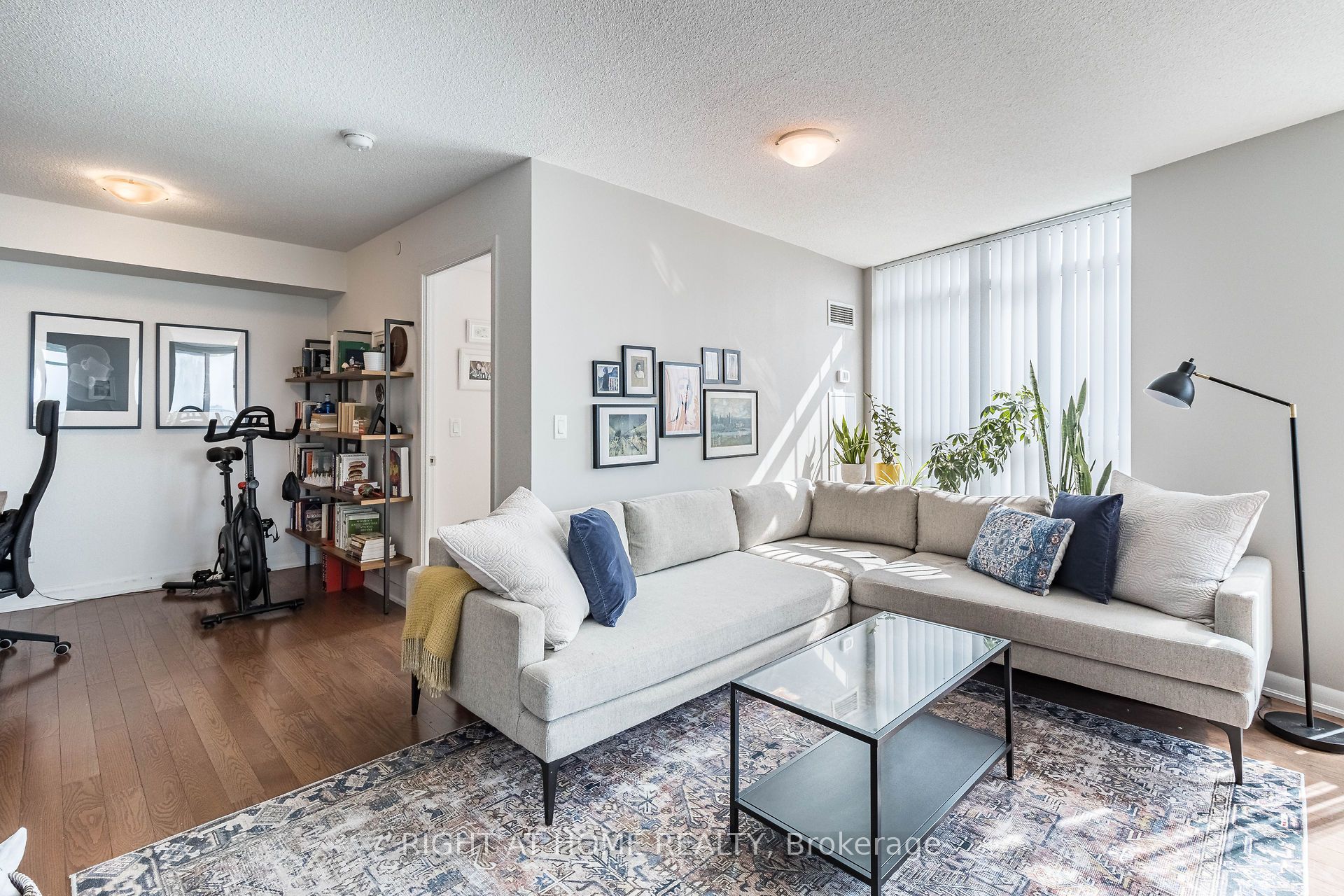 205 Sherway Gardens Road