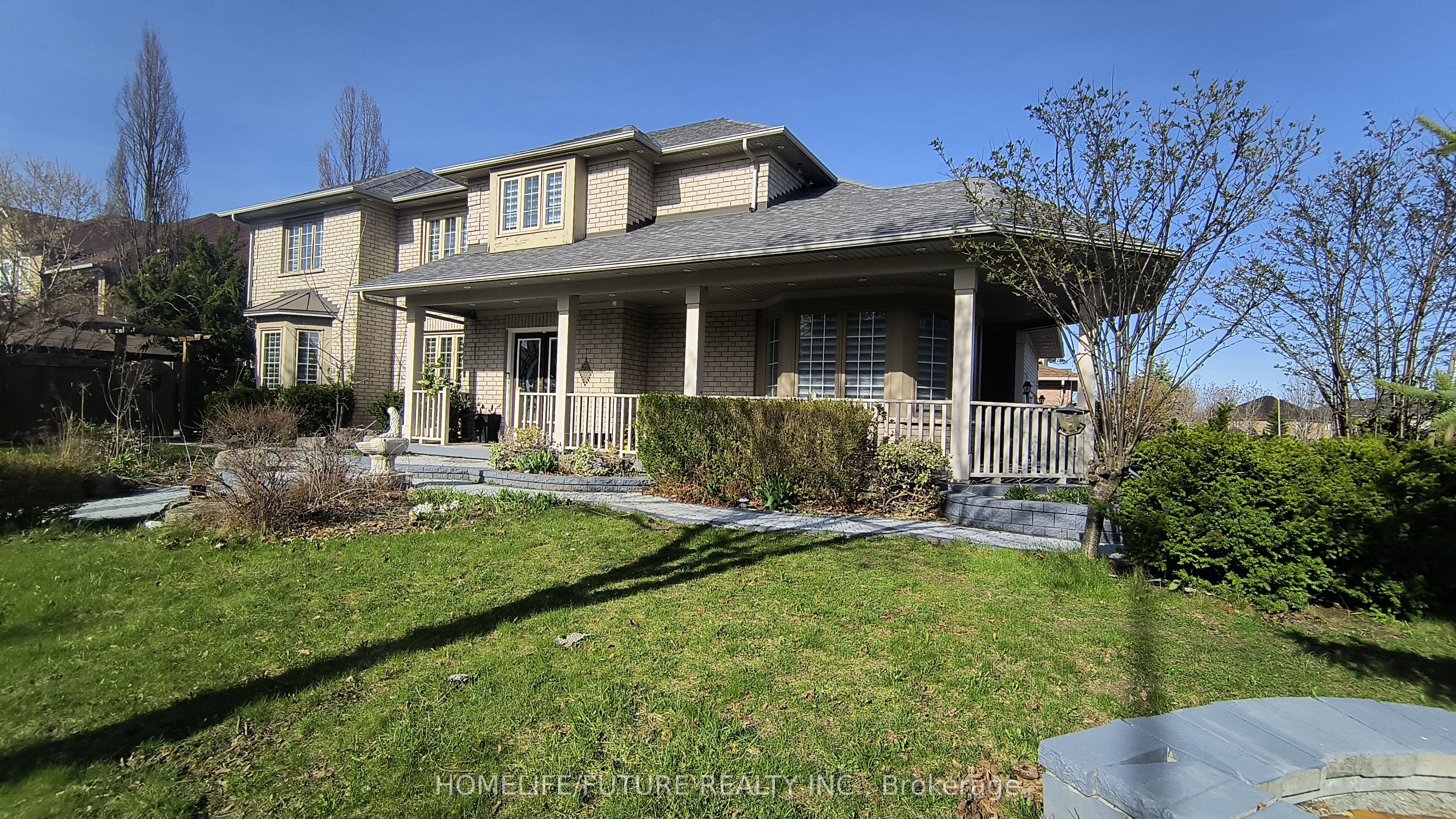 75 Boxwood Crescent