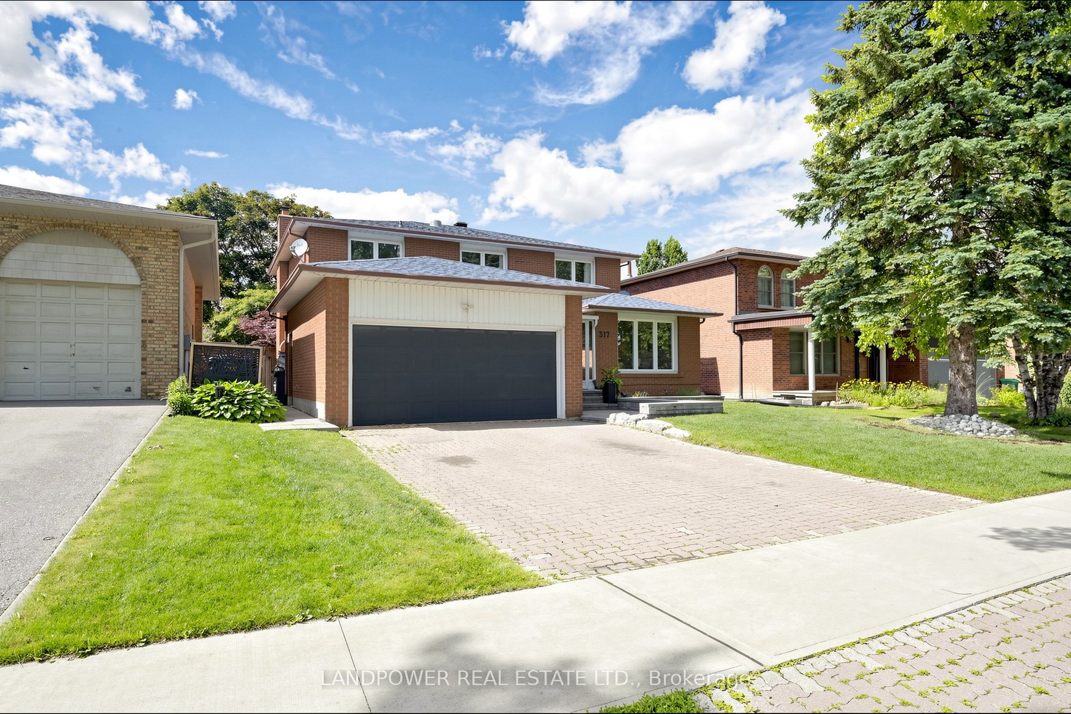 317 Paisley Boulevard W