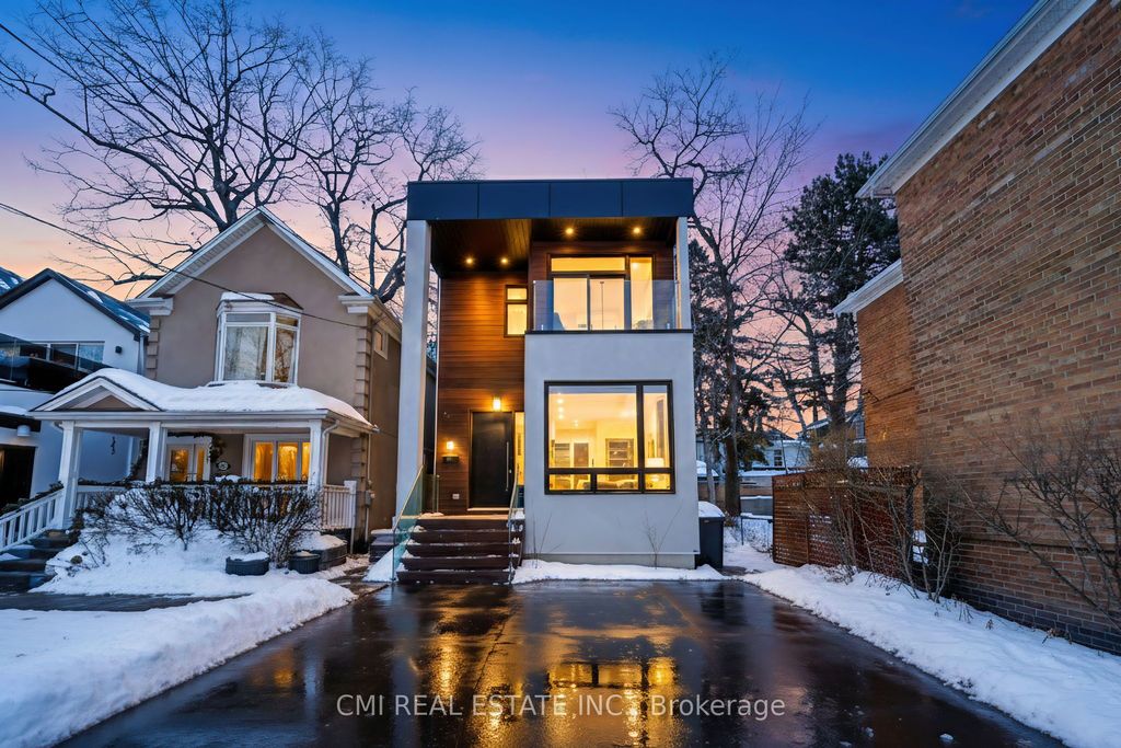 Photo of 75 Kenilworth Avenue, Toronto, ON M4L 3S4 (MLS # E12761290)