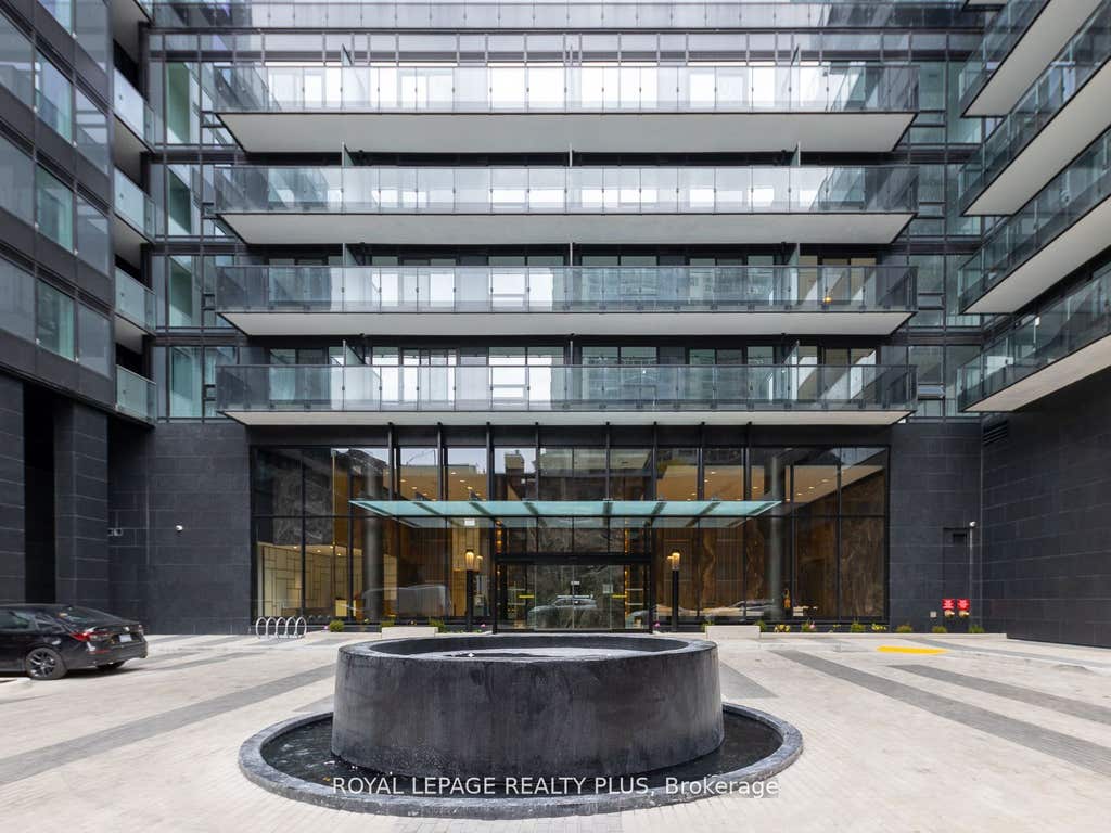 Photo of 127 Broadway Avenue S #206S, Toronto, ON N4P 1V4 (MLS # C13696032)