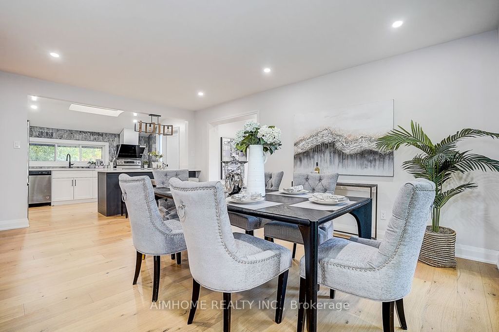 Photo of 14 Sandalwood Place, Toronto, ON M3B 1L6 (MLS # C12482744)