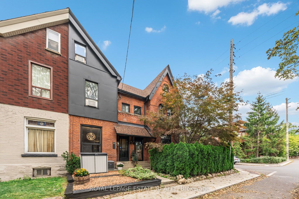 Photo of 84 London Street, Toronto, ON M6G 1N5 (MLS # C13886790)