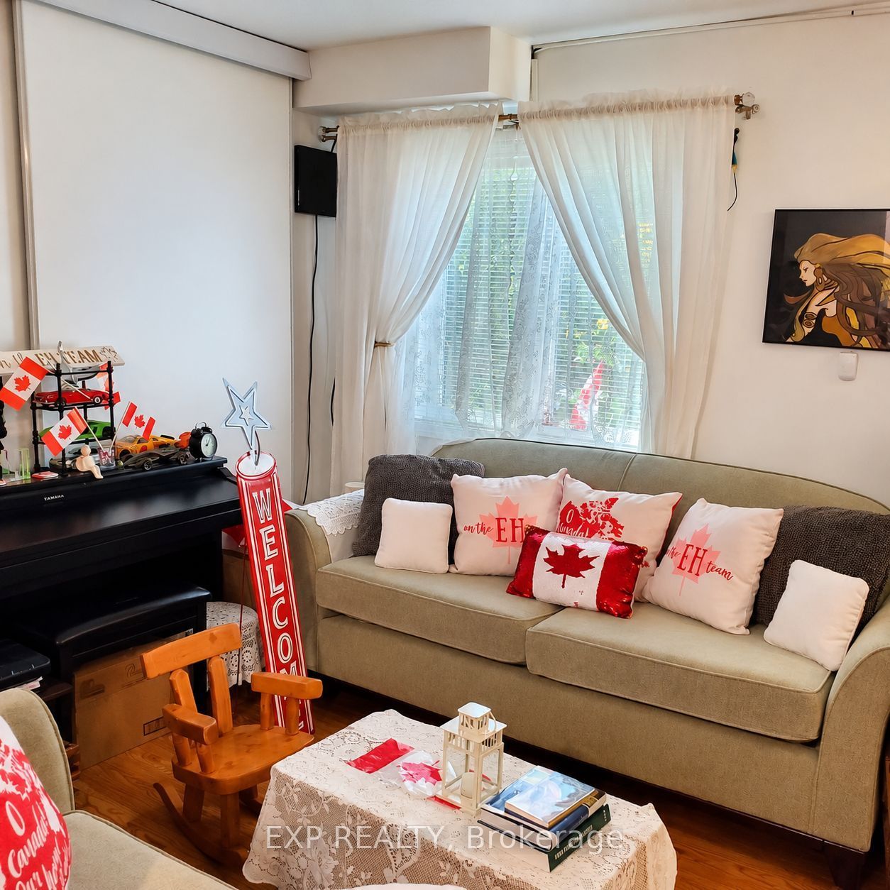736 Kingston Road 5