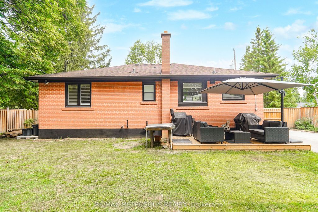 Photo of 23 Hawman Avenue, King, ON L0G 1N0 (MLS # N12450588)