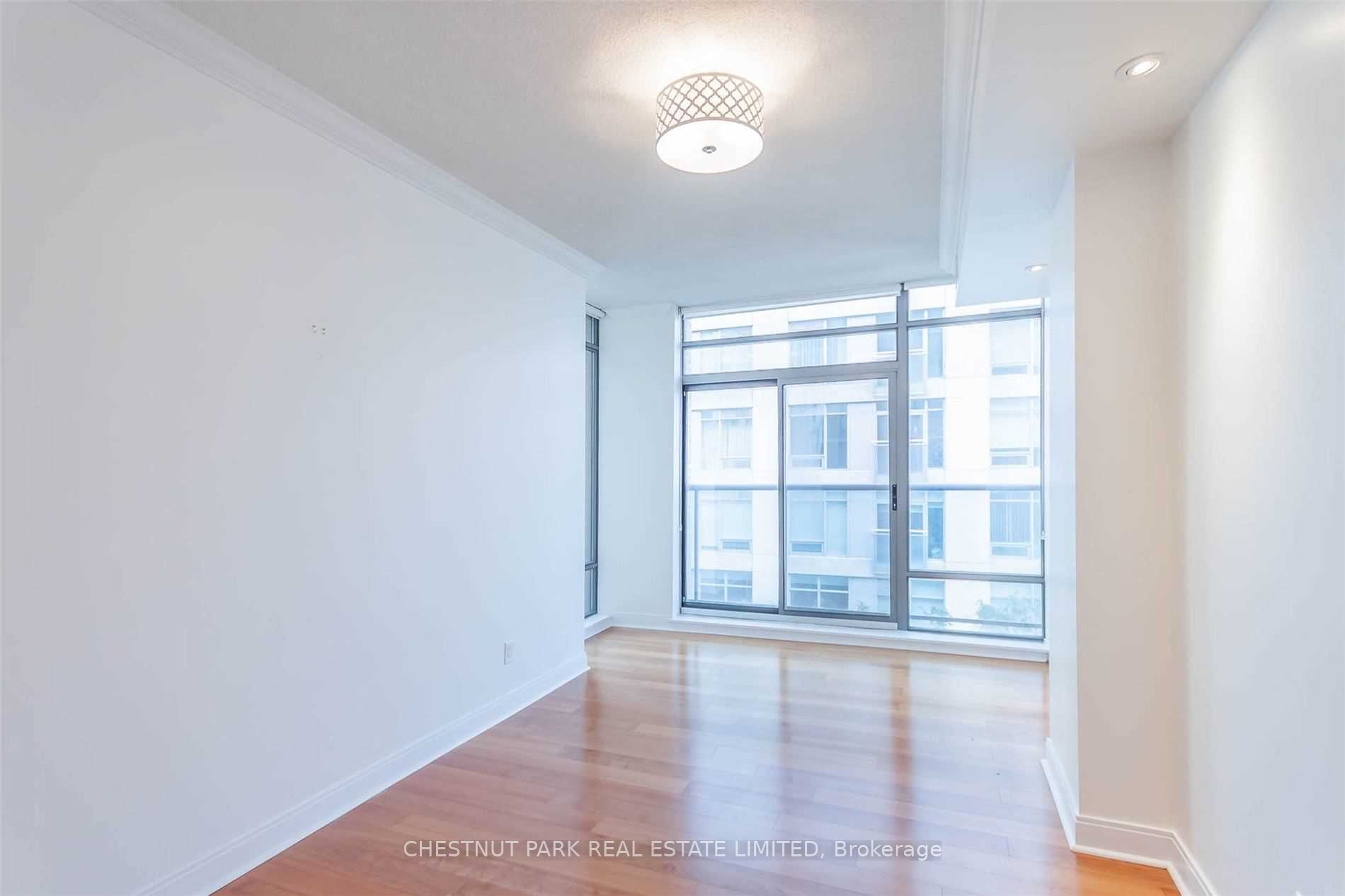 21 Scollard Street 401