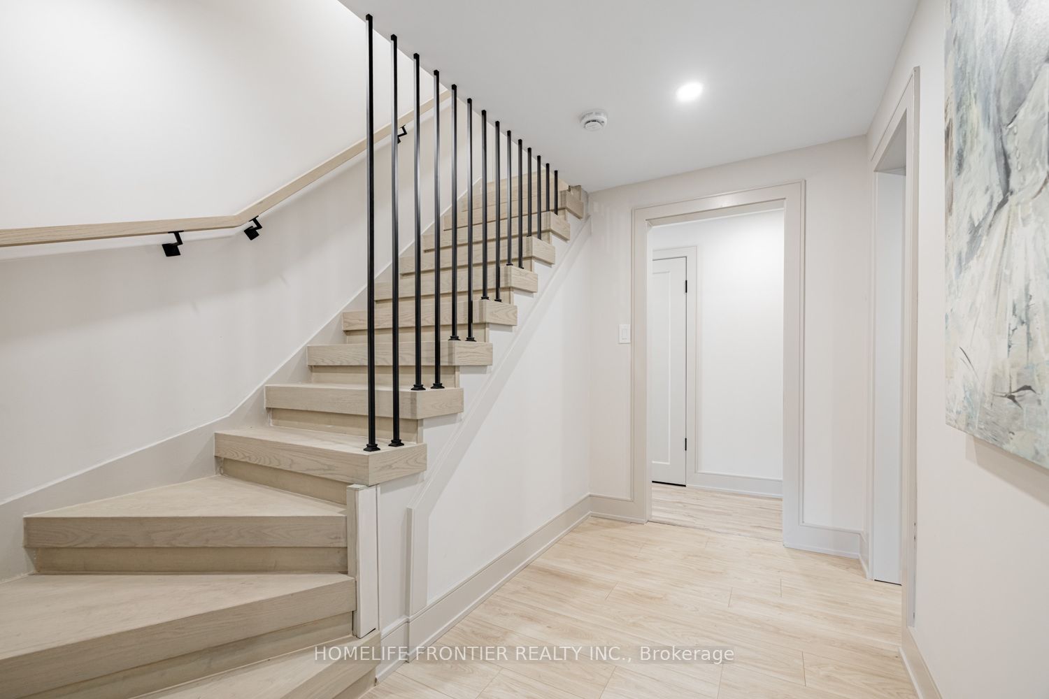 43 Thorny Brae Drive